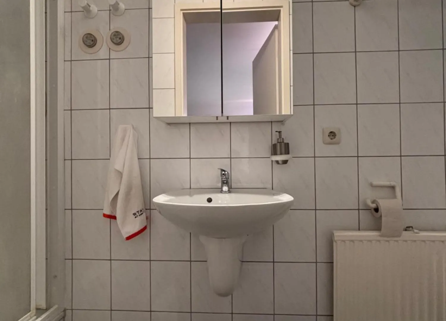 Doppelzimmer In Stuttgart-Birkach - Naehe Musicals Im Si-Zentrum, Messe, Flughafen, Uni Hohenheim