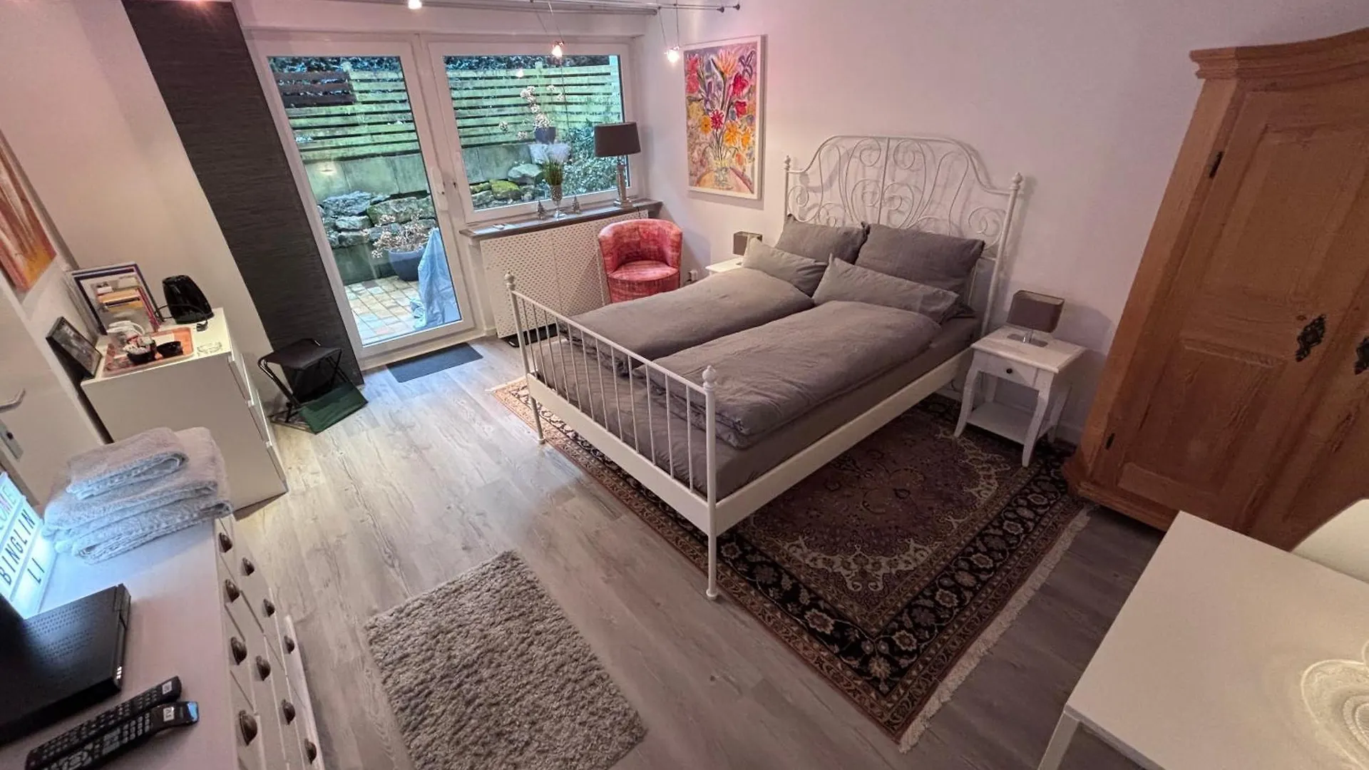 Apartment Doppelzimmer In Stuttgart-Birkach - Naehe Musicals Im Si-Zentrum, Messe, Flughafen, Uni Hohenheim
